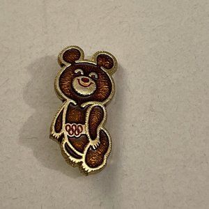 Moscow Russia Bear Olympics Pin Pinback PB17A